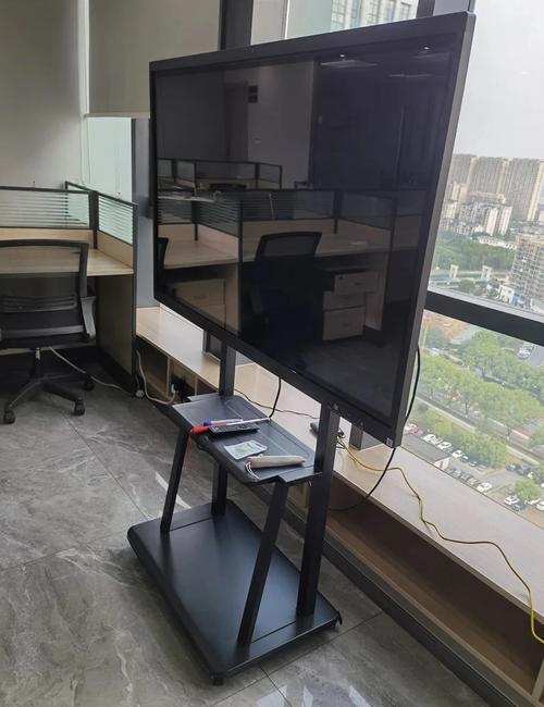 多媒体教学一体机:公司会议,校园教学必备